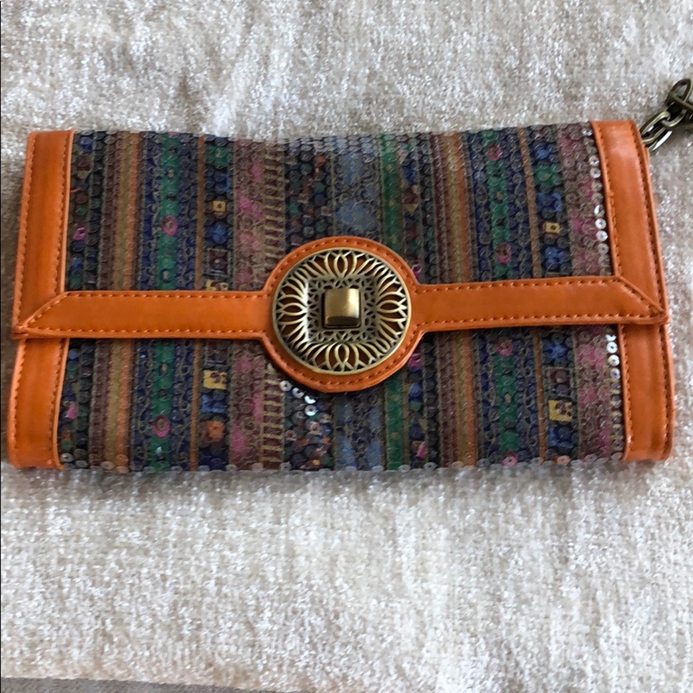 SR2 Sondra Robers clutch